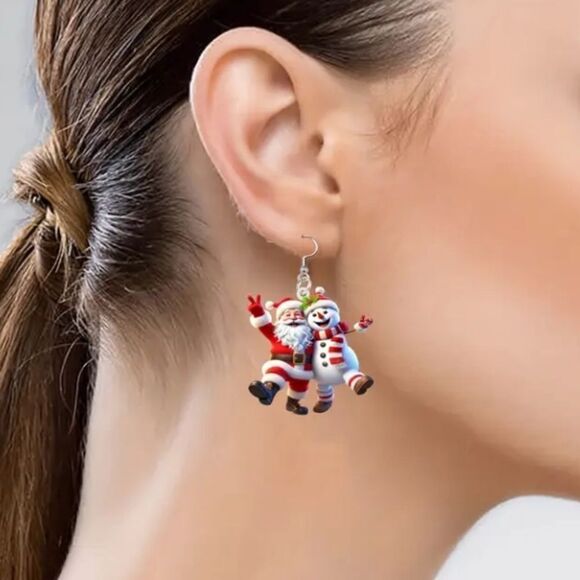 Hand Crafted Festive dangle earrings - Picture 5 of 9